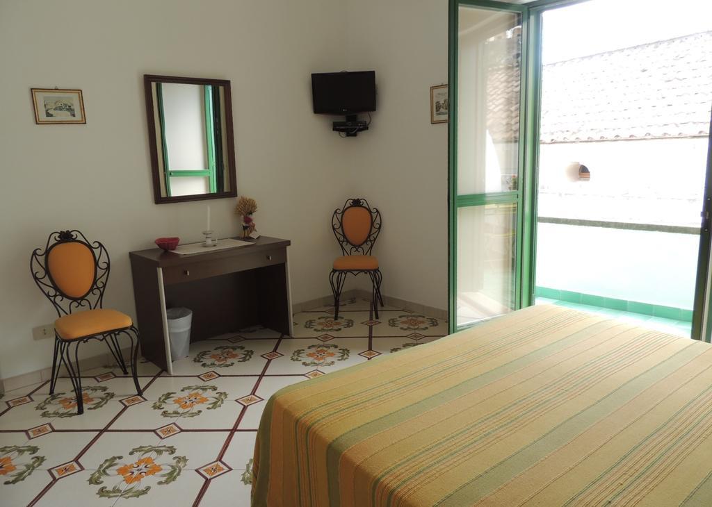 La Tavolozza Residence Positano Pokoj fotografie